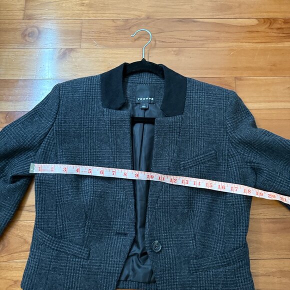 Women Trouve Black Plaid Jacket with Black Accent Collar in Dark Gray Size Small - Picture 4 of 10